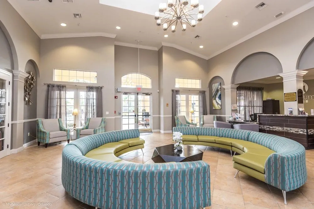 Casa Lucia Lakeview 3 Bedroom Condo by RedAwning