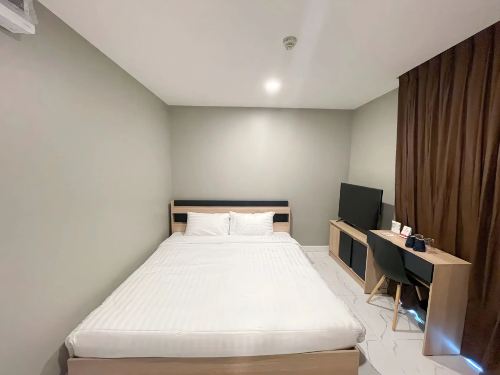 iCheck inn Darisa Ngamwongwan — photo 6