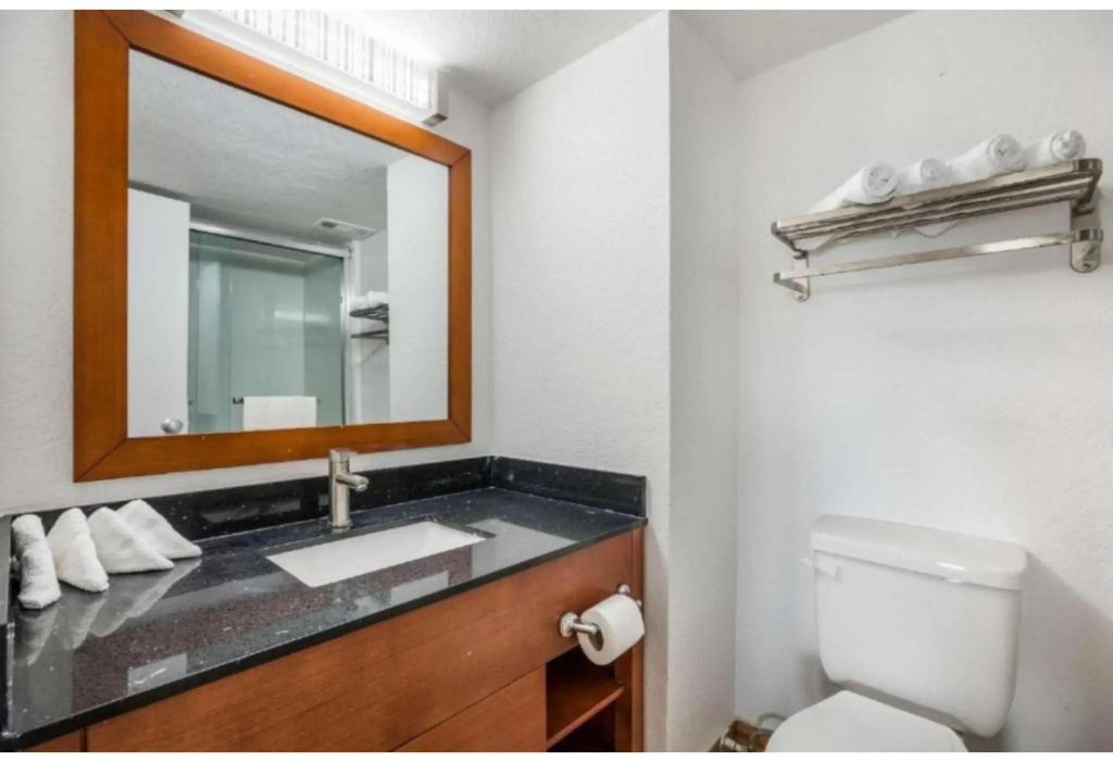OYO Hotel Orlando Airport — photo 6
