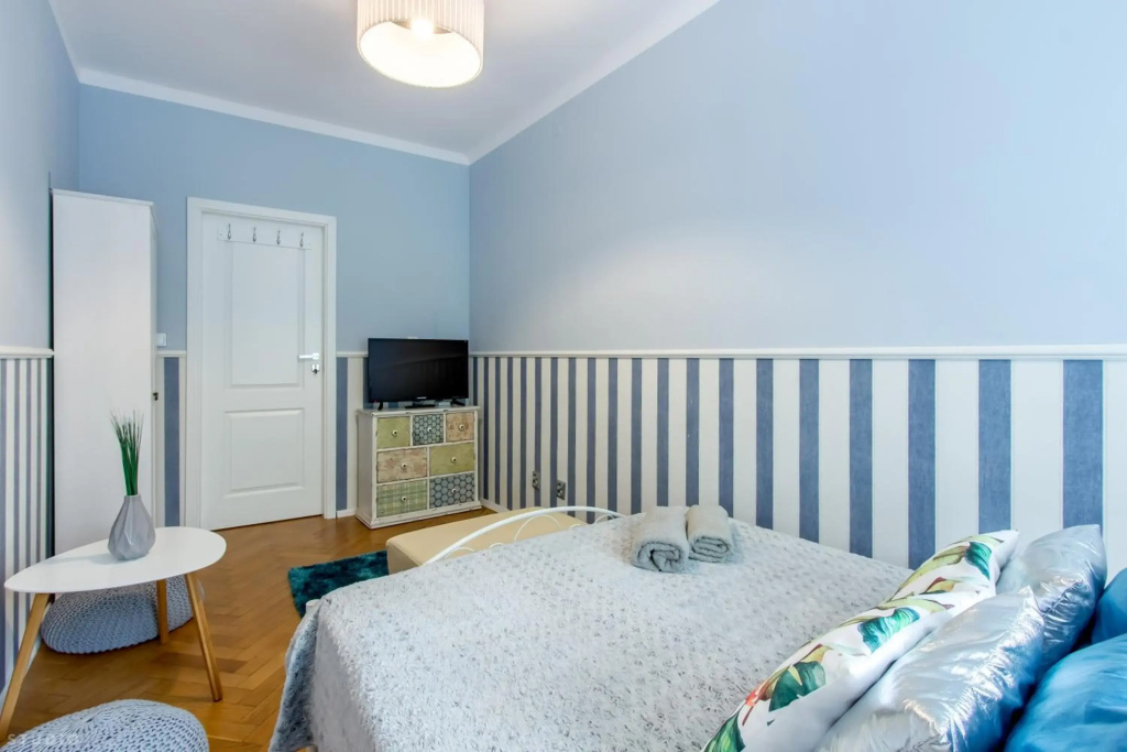 ClickTheFlat Apartment Chmielna 7 — photo 3