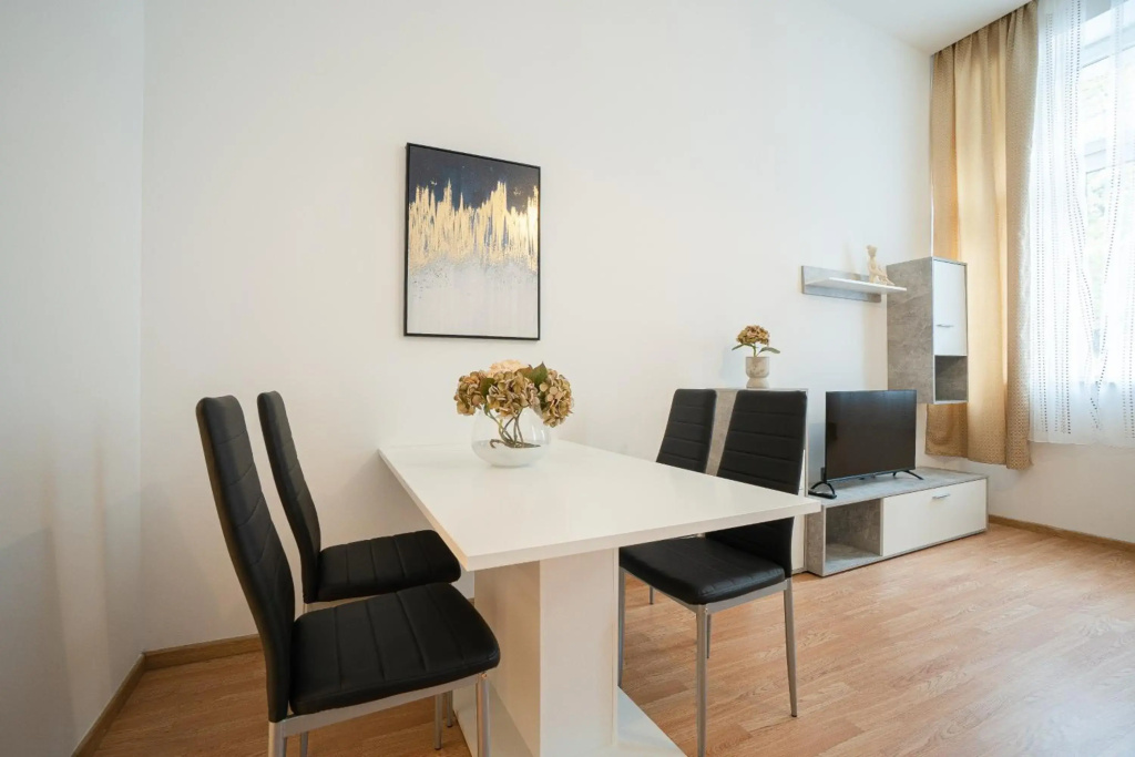 Apartment in the central area. 5 minute's walk to the Danube., photo 2