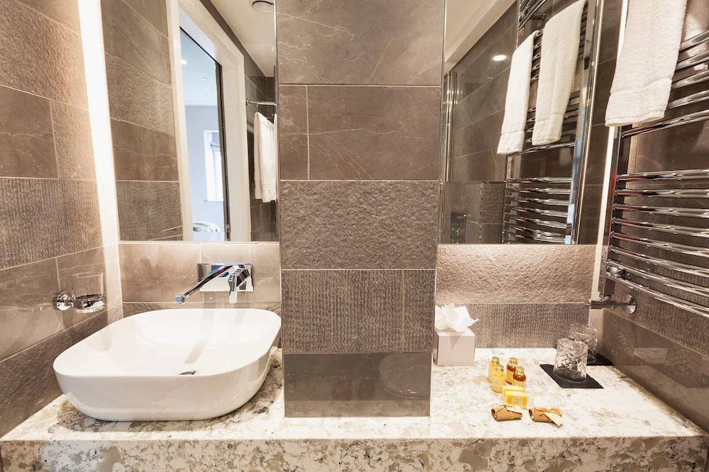 Clarendon Suites — photo 8