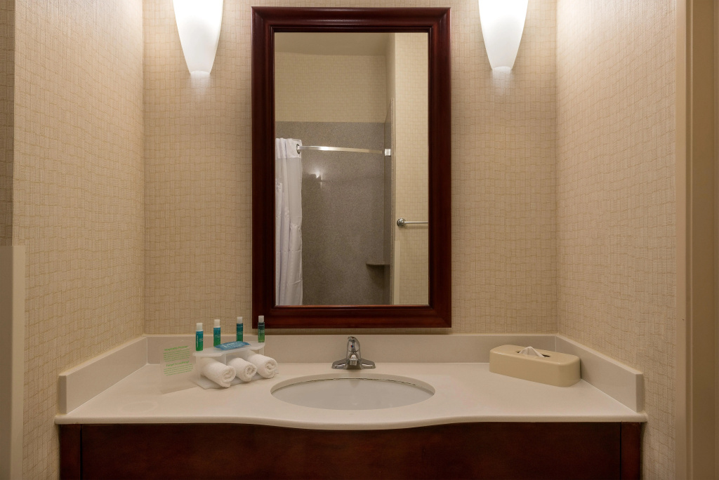 Holiday Inn Express Los Angeles Airport Hawthorne by IHG — photo 8