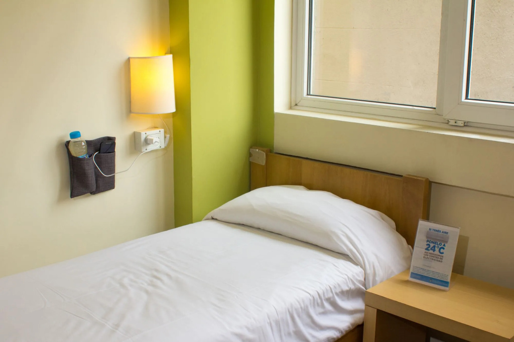 Circus Hotel & Hostel — photo 6