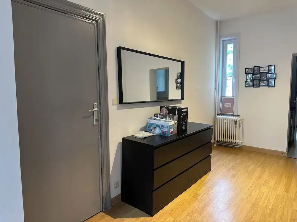 Charming Uccle Apartment With City Views — photo 5