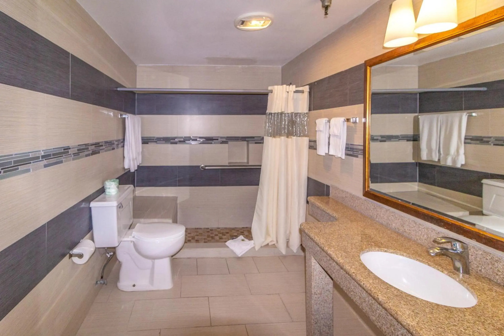 Hotel Pacific Manhattan Beach — photo 8