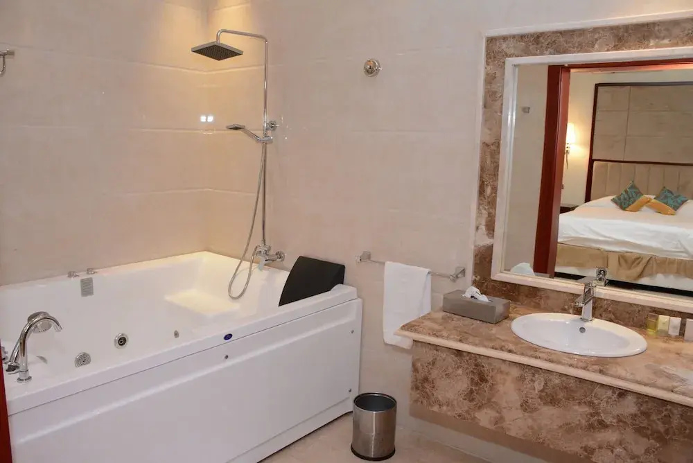 topaz suites — photo 8