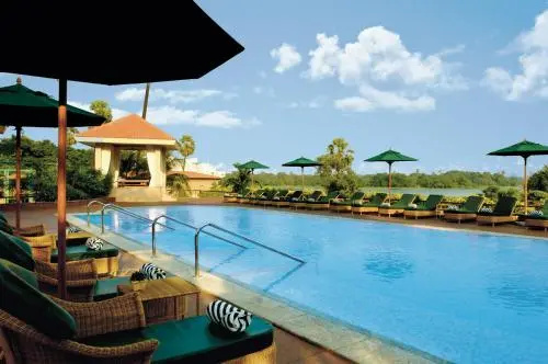 Lakeside Chalet, Mumbai - Marriott Executive Apartments — photo 6