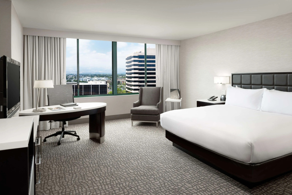 Hilton Woodland Hills / Los Angeles — photo 6
