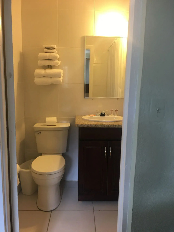 Coral Harbour Beach House And Villas — photo 8