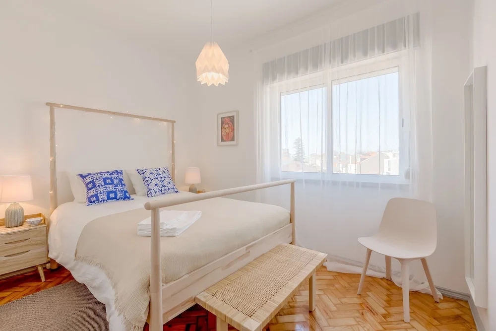 Renovated Sunny Apartment with Balcony, By TimeCooler, photo 2