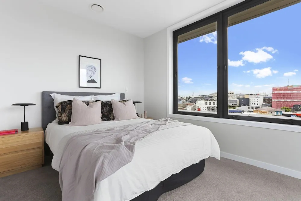Enfield Sky- Brand New Penthouse, photo 5