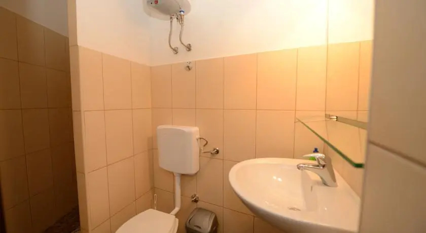 Elena Rooms — photo 7