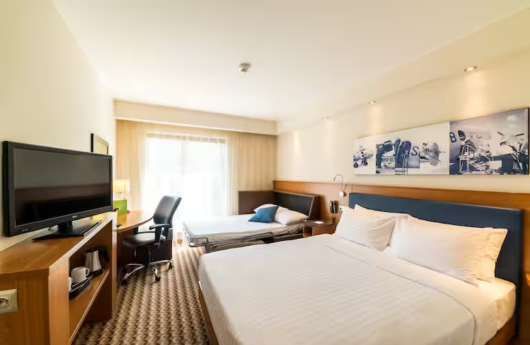 Hampton by Hilton Warsaw Airport — photo 6