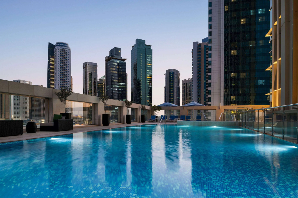 Wyndham Grand Doha West Bay Beach — photo 6