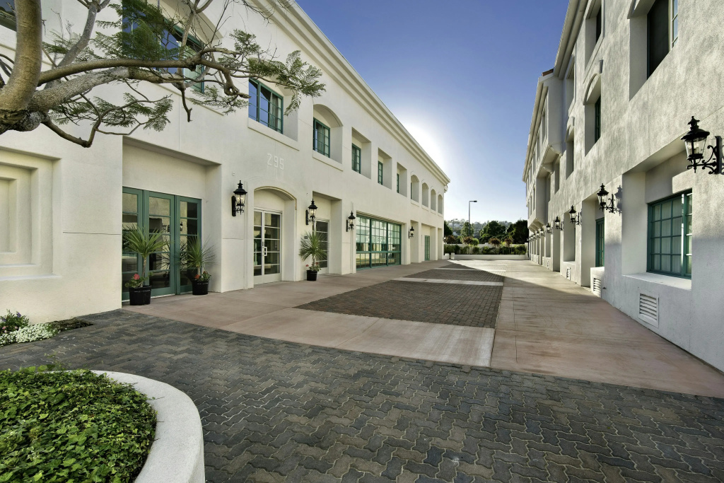 DoubleTree by Hilton San Pedro - Port of Los Angeles