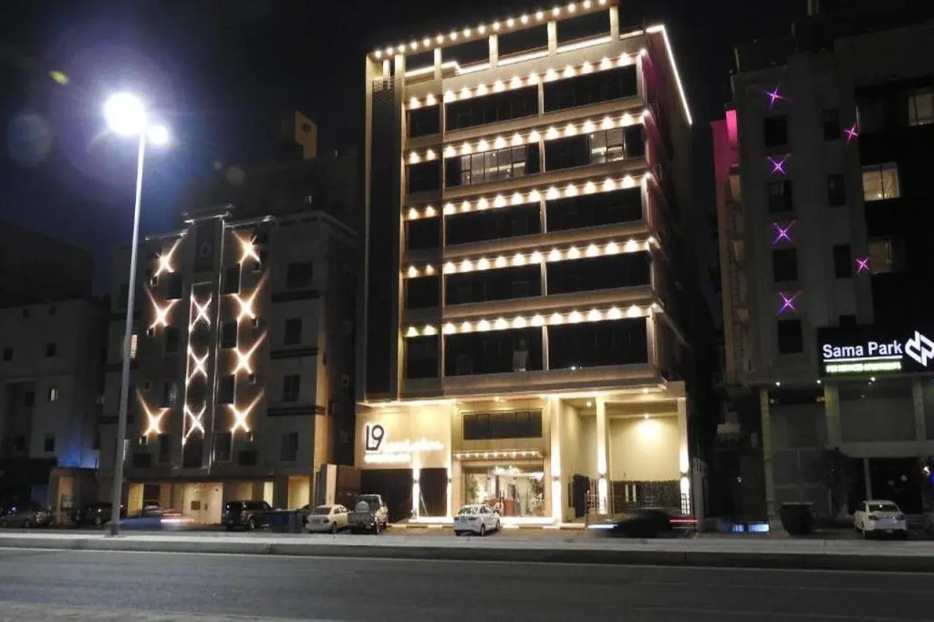 Level Nine Hotel