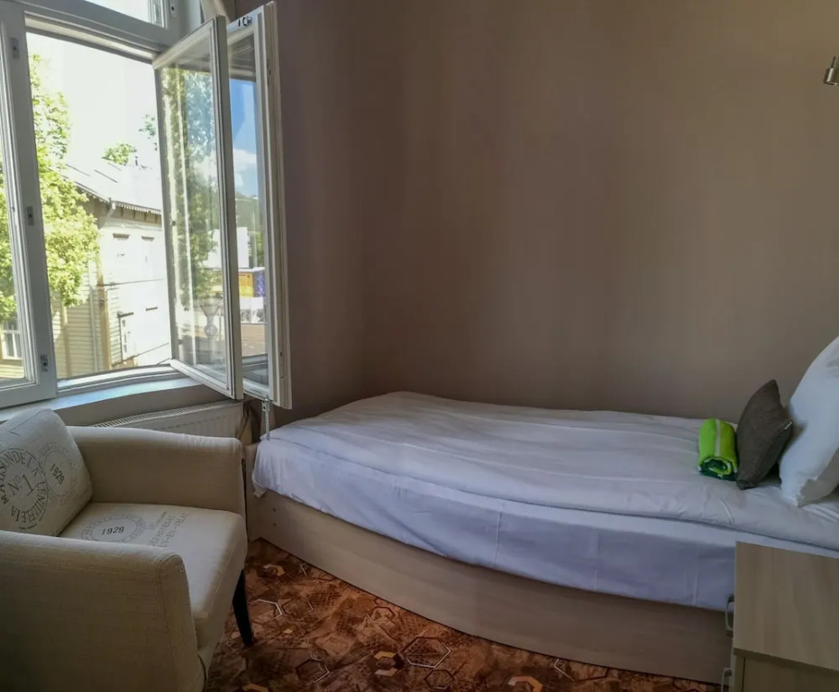 Villa Kadriorg Hostel — photo 2