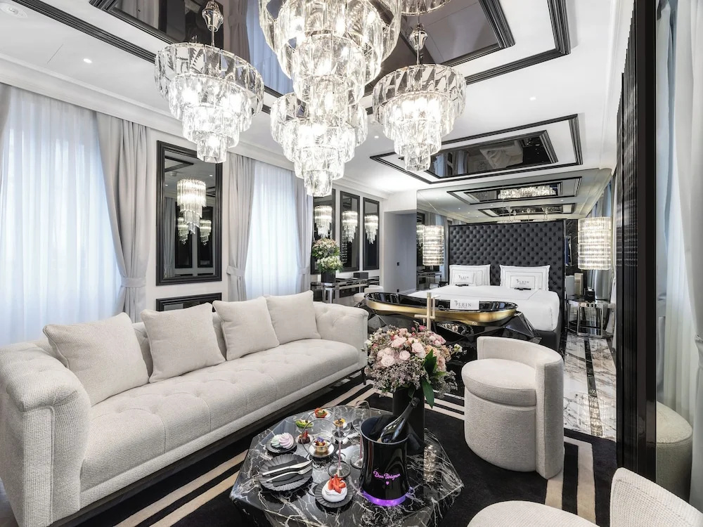 Hotel The Plein Hotel - Small Luxury Hotels of the World — photo 7