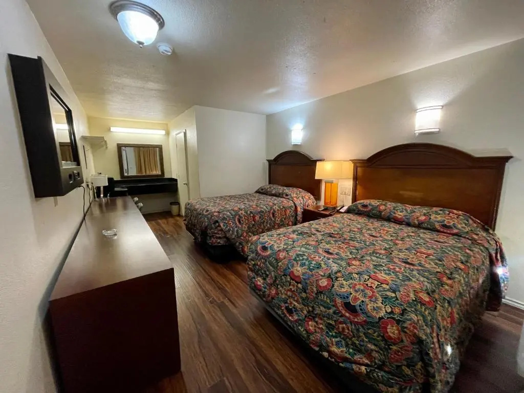 Sierra Inn — photo 6
