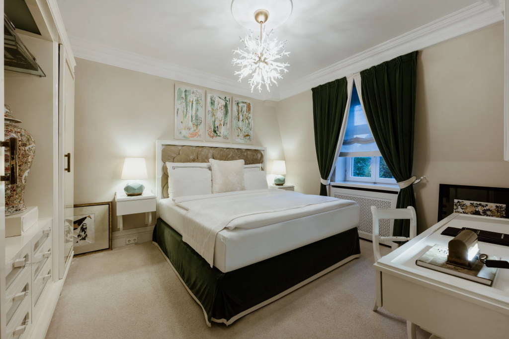 Schlosshotel Berlin By Patrick Hellmann — photo 4