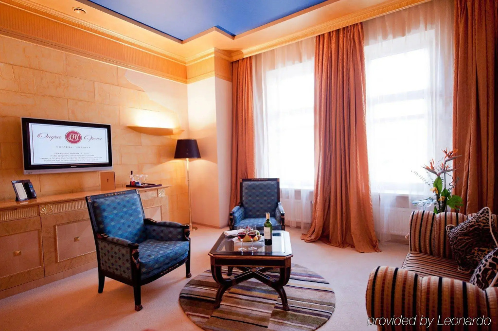 Opera Hotel, photo 2