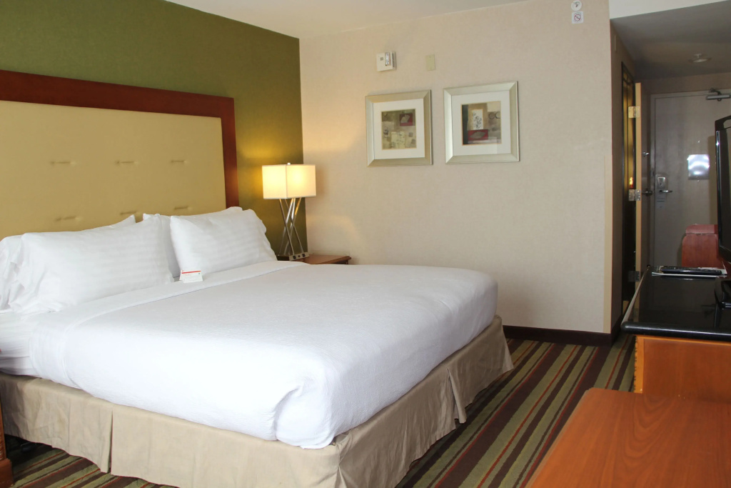 DoubleTree by Hilton Buena Park — photo 7