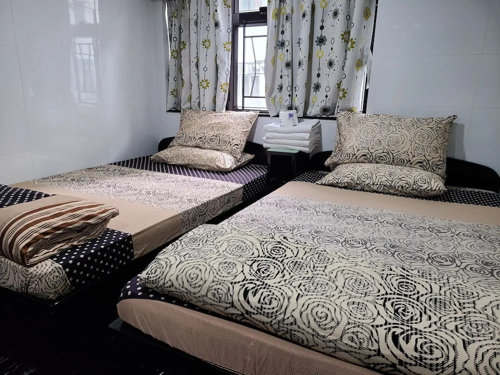England Premier Backpackers Inn, photo 4