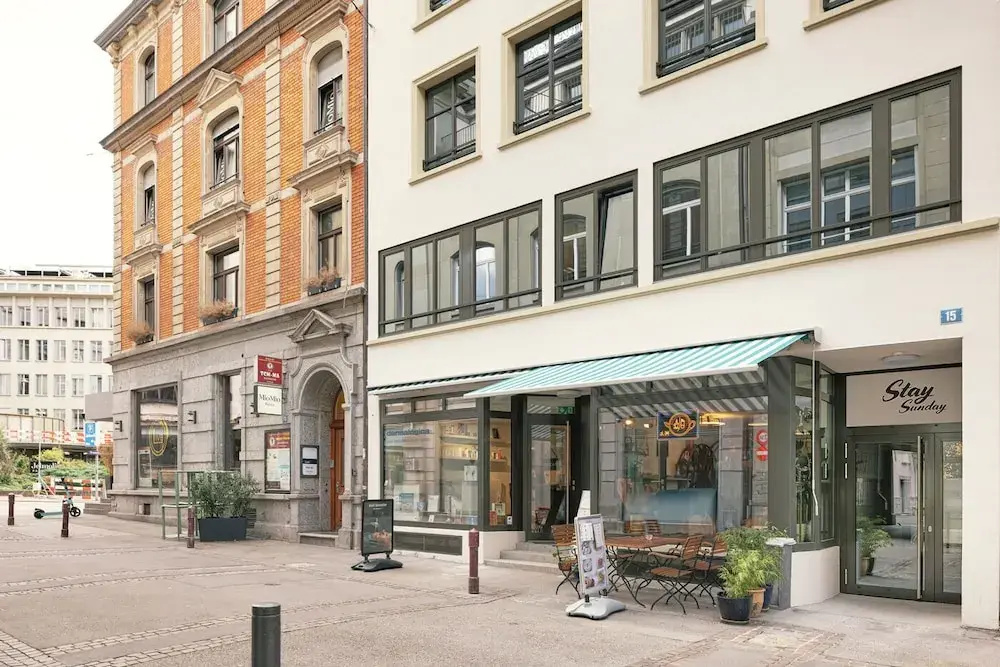 Stay Sunday