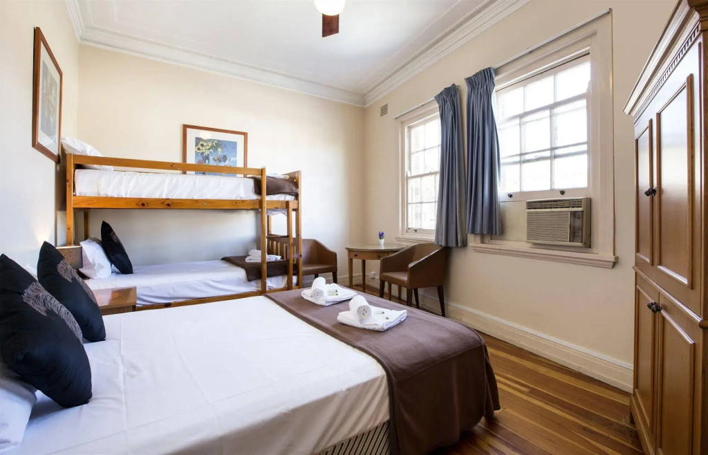 Nightcap at Pymble Hotel — photo 7