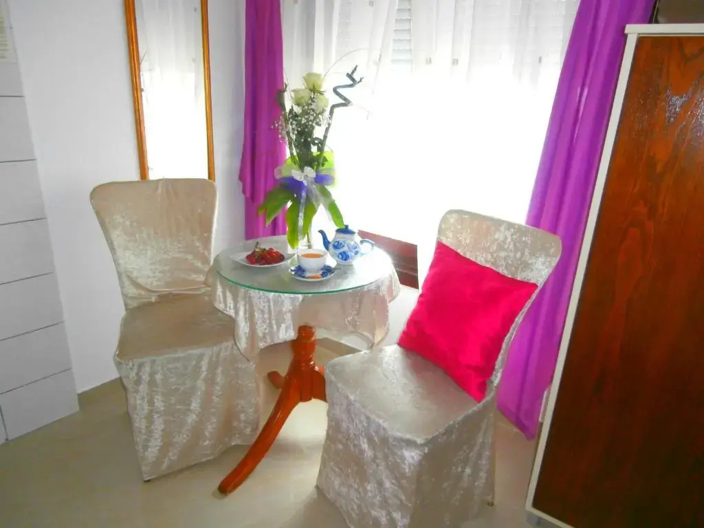 Apartments Song, photo 5