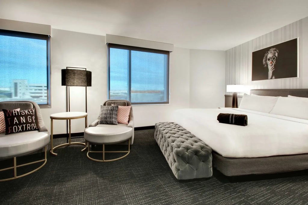 The Rose Hotel Chicago O’Hare, Tapestry Collection by Hilton, photo 3