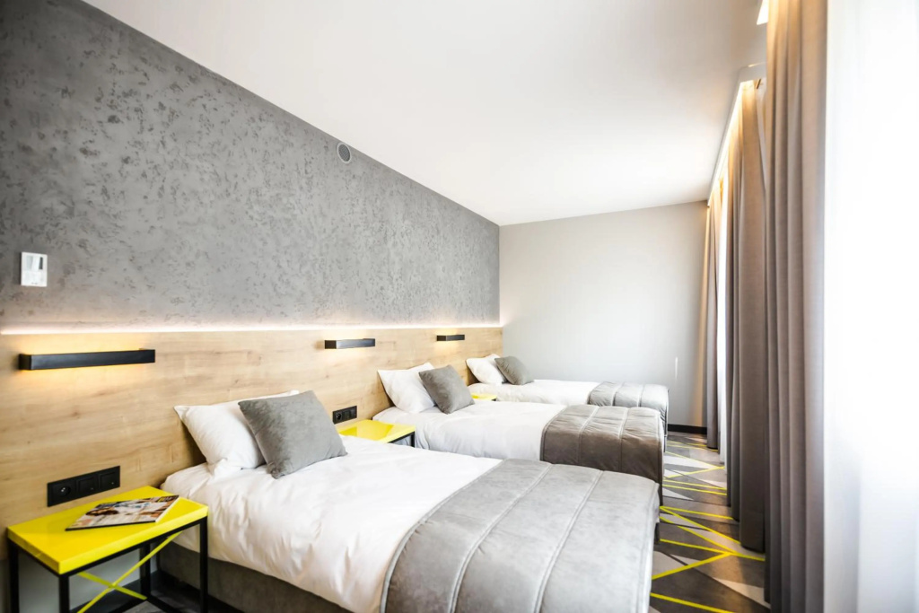 Air Hotel — photo 5
