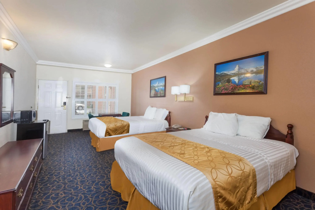Days Inn & Suites by Wyndham South Gate, photo 3