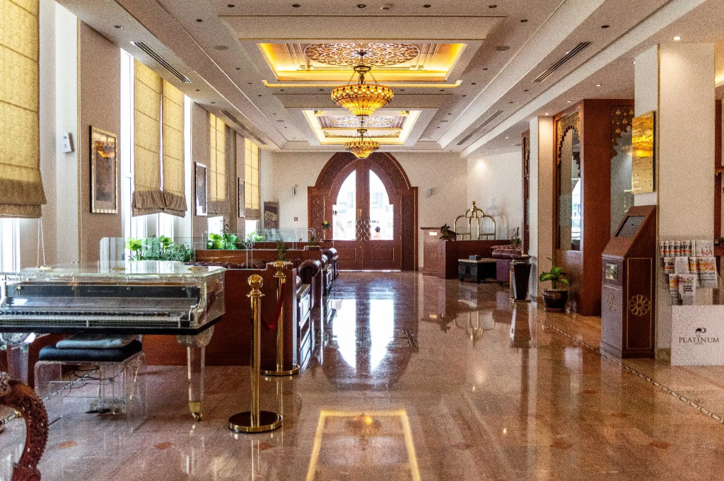 Platinum Hotel, photo 2