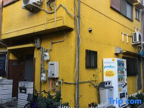 Linlin House