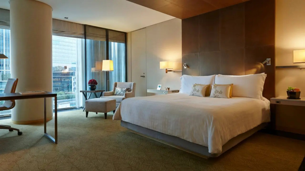 Four Seasons Hotel Tokyo at Marunouchi — photo 7