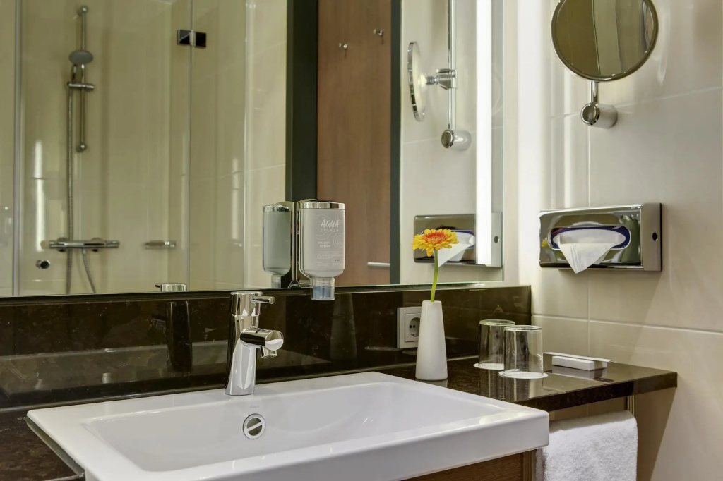 IntercityHotel Berlin Hauptbahnhof — photo 6