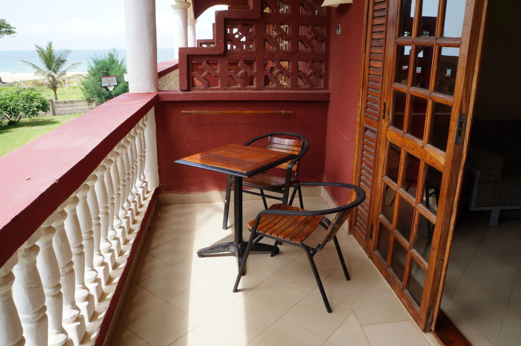 Lemon Creek Hotel Resort — photo 7