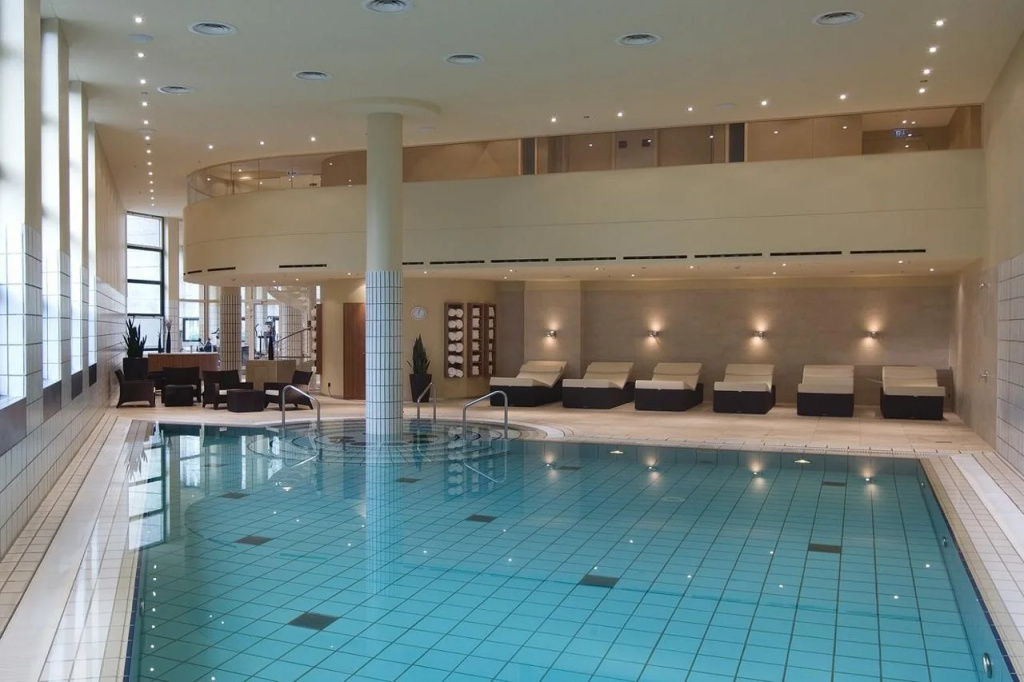 Sheraton Berlin Grand Hotel Esplanade — photo 2