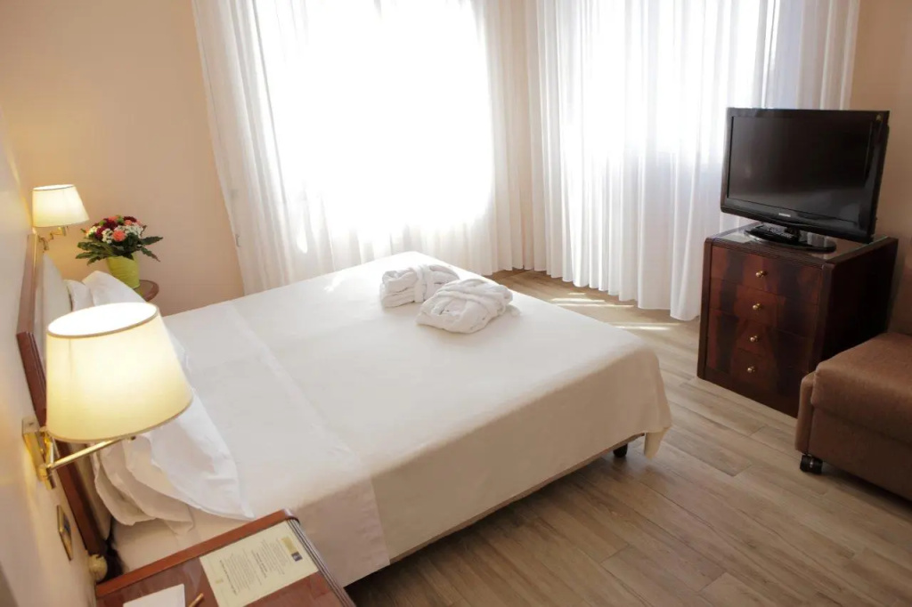 Hotel Bristol — photo 4