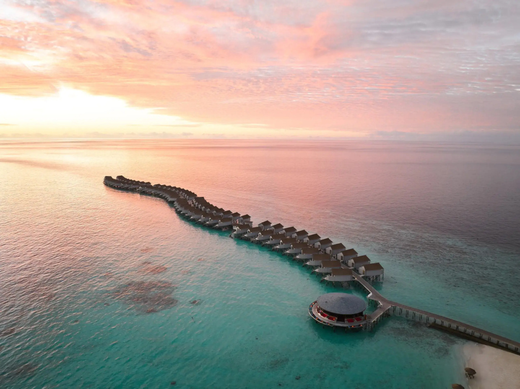Centara Ras Fushi Resort & Spa Maldives — photo 8