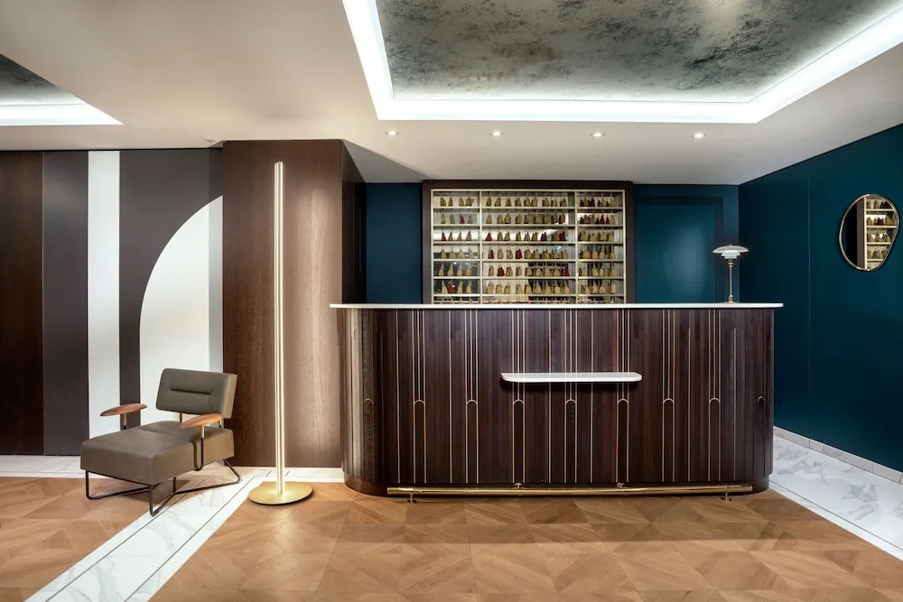 Neues Schloss Privat Hotel Zurich, Autograph Collection, photo 2