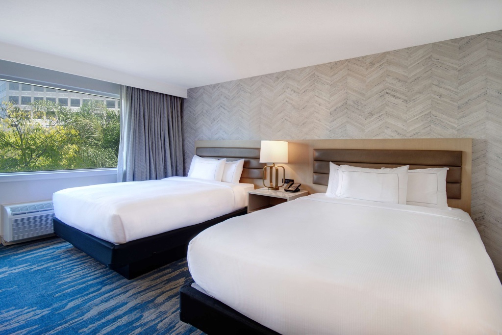 DoubleTree by Hilton LAX - El Segundo, photo 5