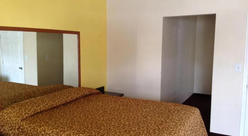 Value Inn — photo 3