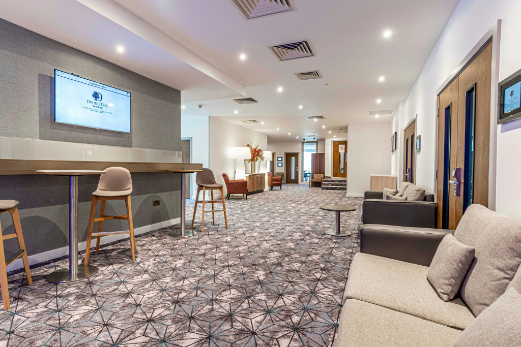 Doubletree by Hilton Angel Kings Cross — photo 2
