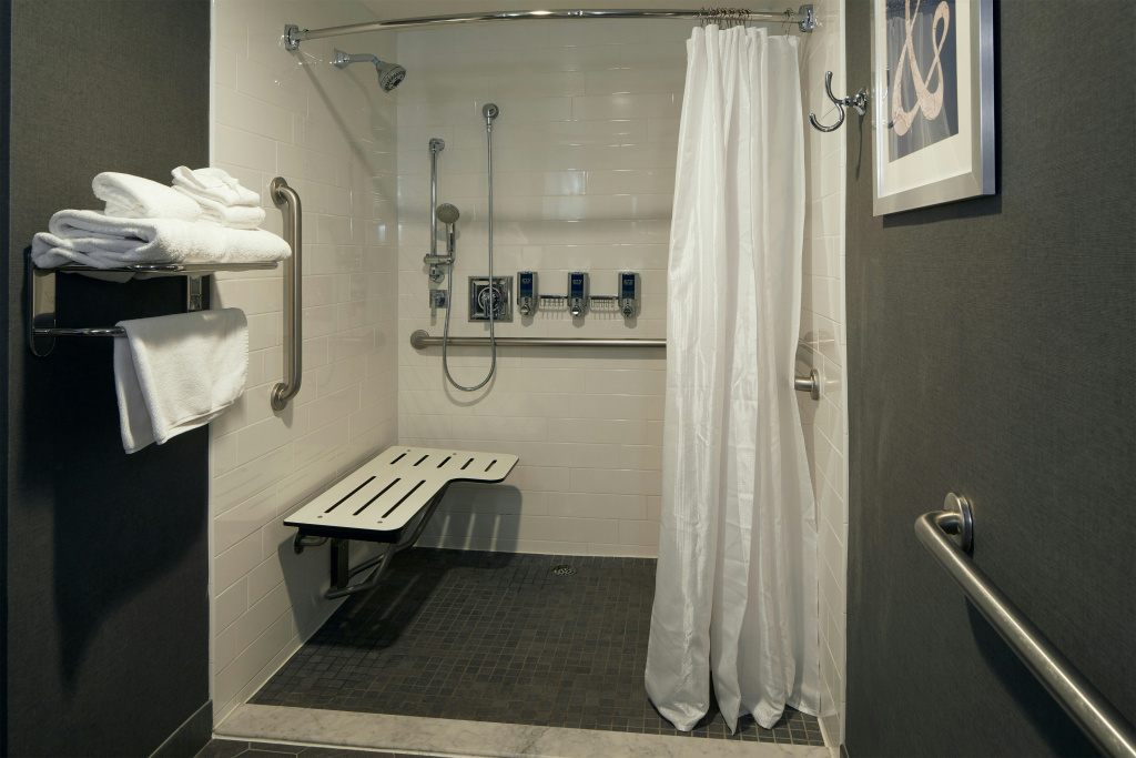 Four Points by Sheraton Los Angeles Westside — photo 8