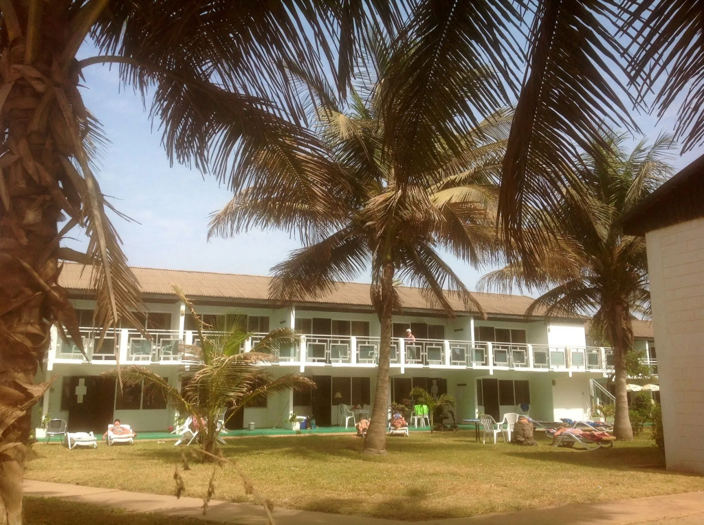 Bungalow Beach Hotel — photo 7