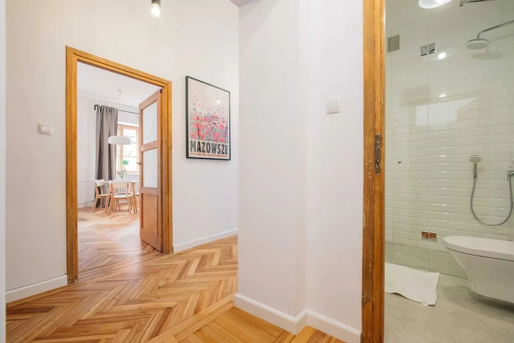 Old Town Market Place Apartment — photo 8