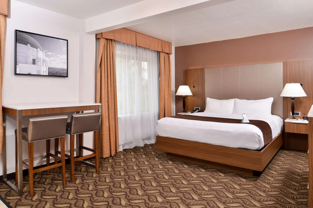 Best Western Airport Plaza Hotel – LAX  Airport LA Stadium, photo 3
